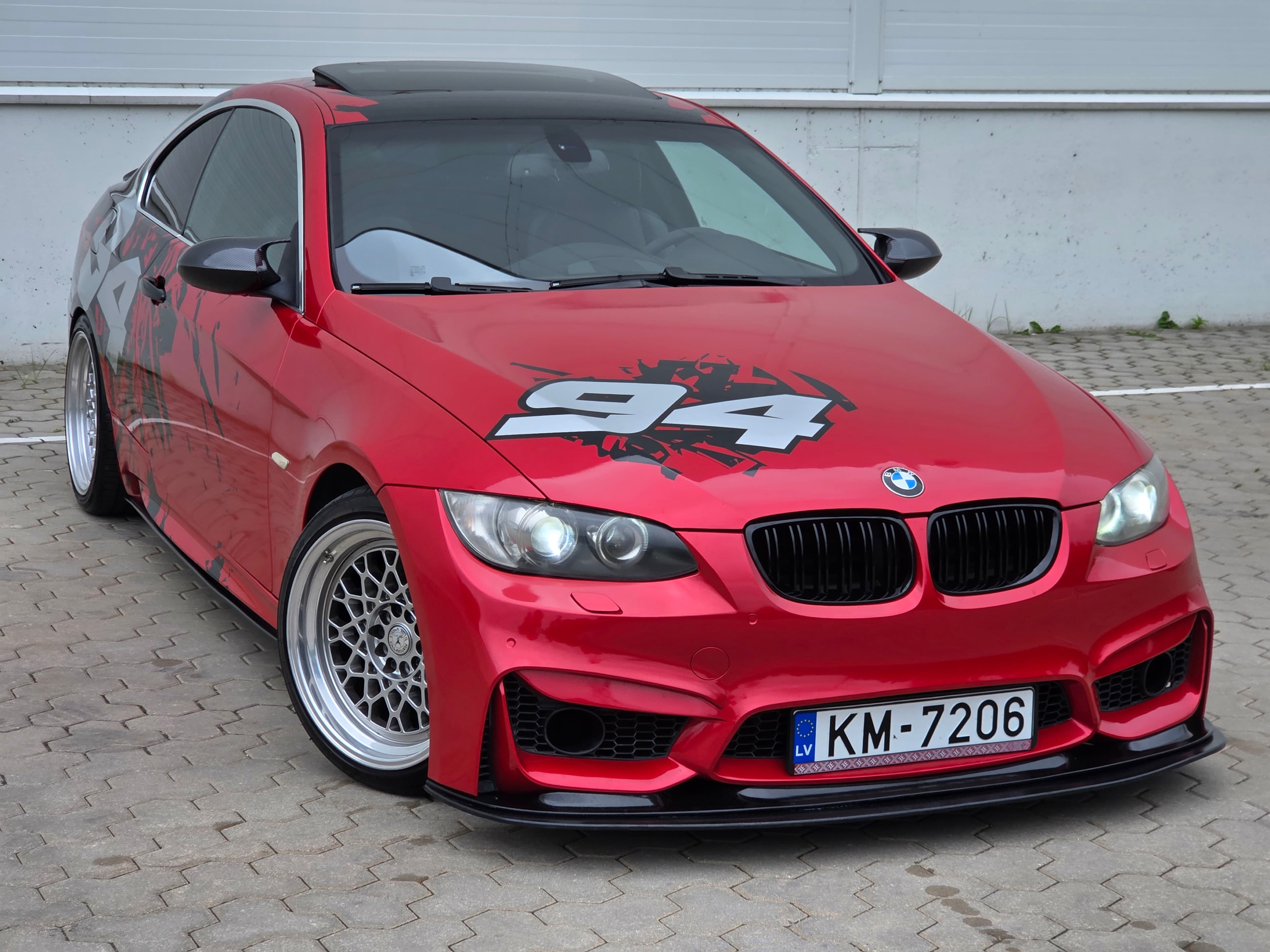 BMW 325, 2008